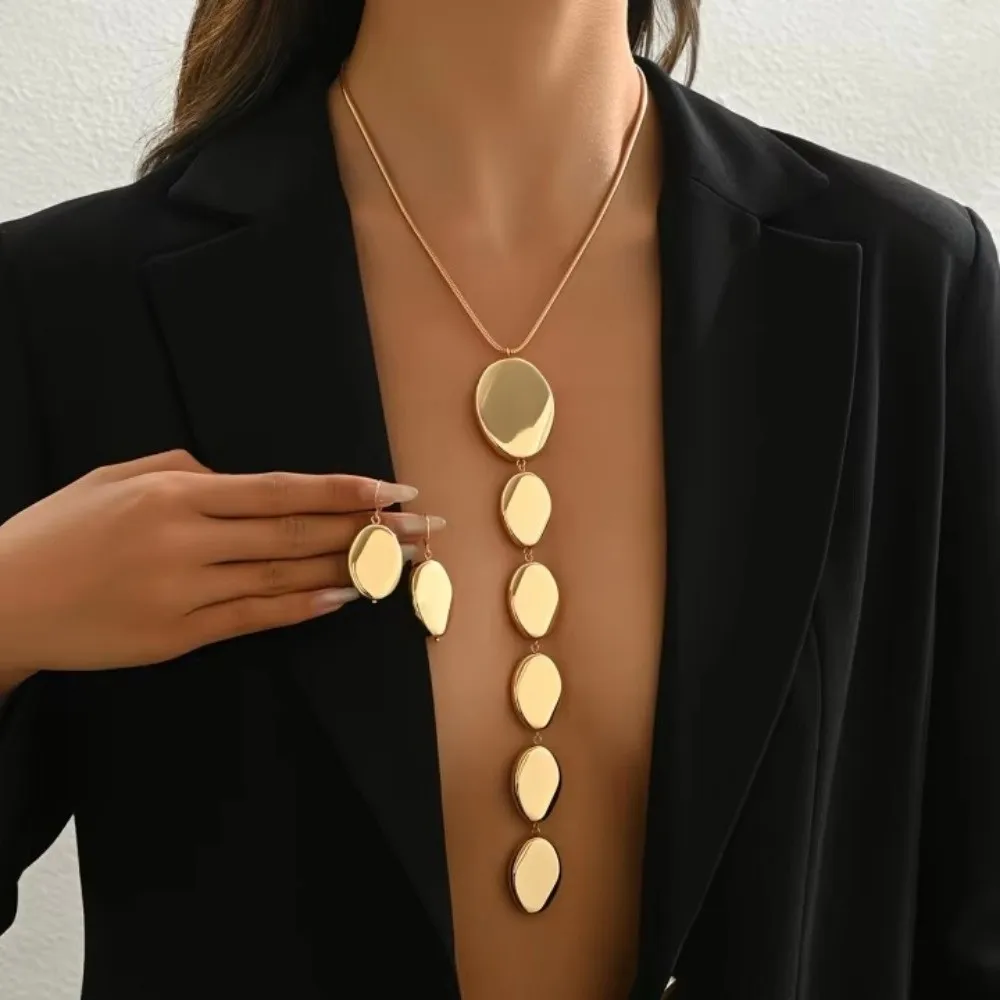 Punk Exaggerated Pendant Necklace Earring Set Geometric Oval Long Pendant Necklace Irregular Y-Shape Clavicle Chain Jewelry Set