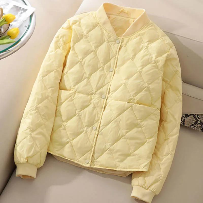 2024 New Fashion Ultra Light Down Cotton Outwear Women Short Quilted Cotton Jacket Autumn Single Breasted Cotton-Padded Jacket