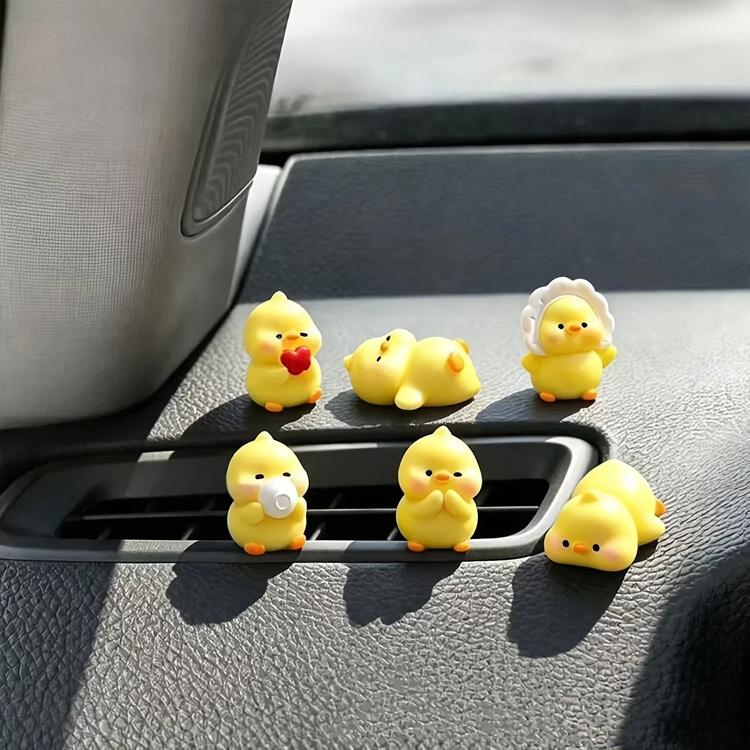 6pcs Cute Cartoon Yellow Duck Ornaments Car Dashboard Desk Mini Decor Figurines, Car Accessories Funny, Kawaii Car Accessories