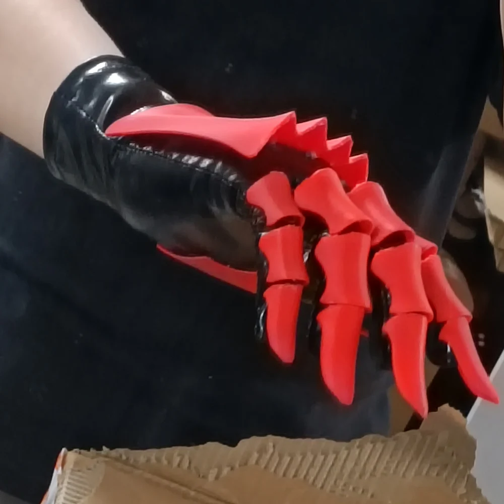 Handgemaakte rode schedelelandschoenen, ridderhandschoenen, 3D-geprint, perfect voor galakleding, fotoshoots, optredens of als cadeau.