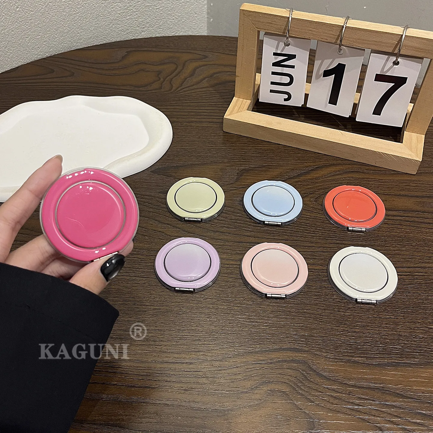 INS Fashion Macaron Resin Casting Strong Magnetic Holder for IPhone 18 Pro Max Samsung Xiaomi Universal Bracket Stand Cover