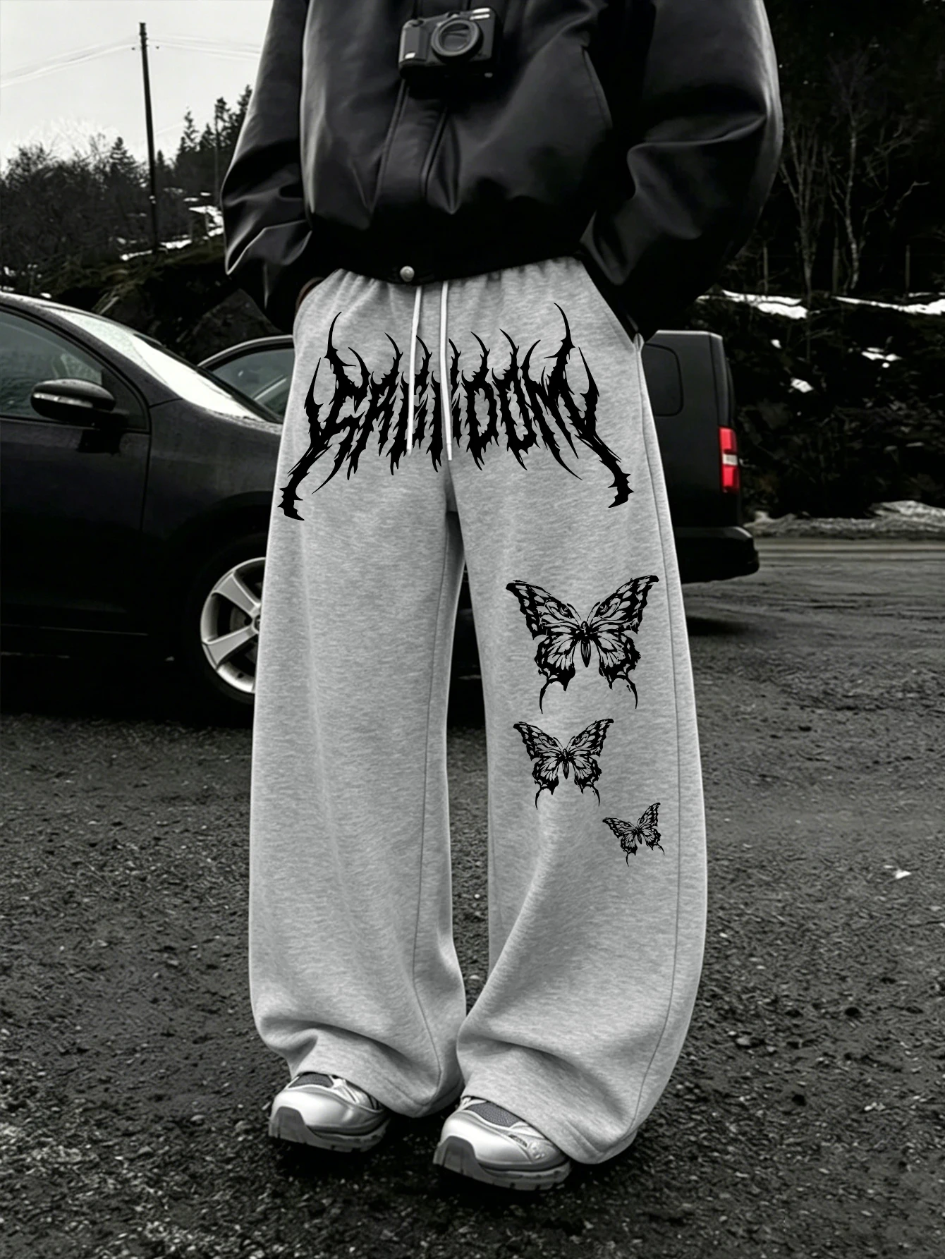 

Men Wide Leg Gothic Butterfly Sweatpants 100% Polyester Thorn Font Print Baggy Y2K Drawstring Casual Jogger Pants