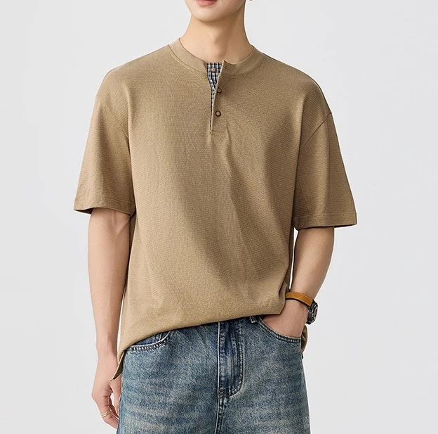 

2026 Summer Men's New Light Retro Texture Henry Collar Solid Color Casual Loose Versatile Short-sleeved T-shirt