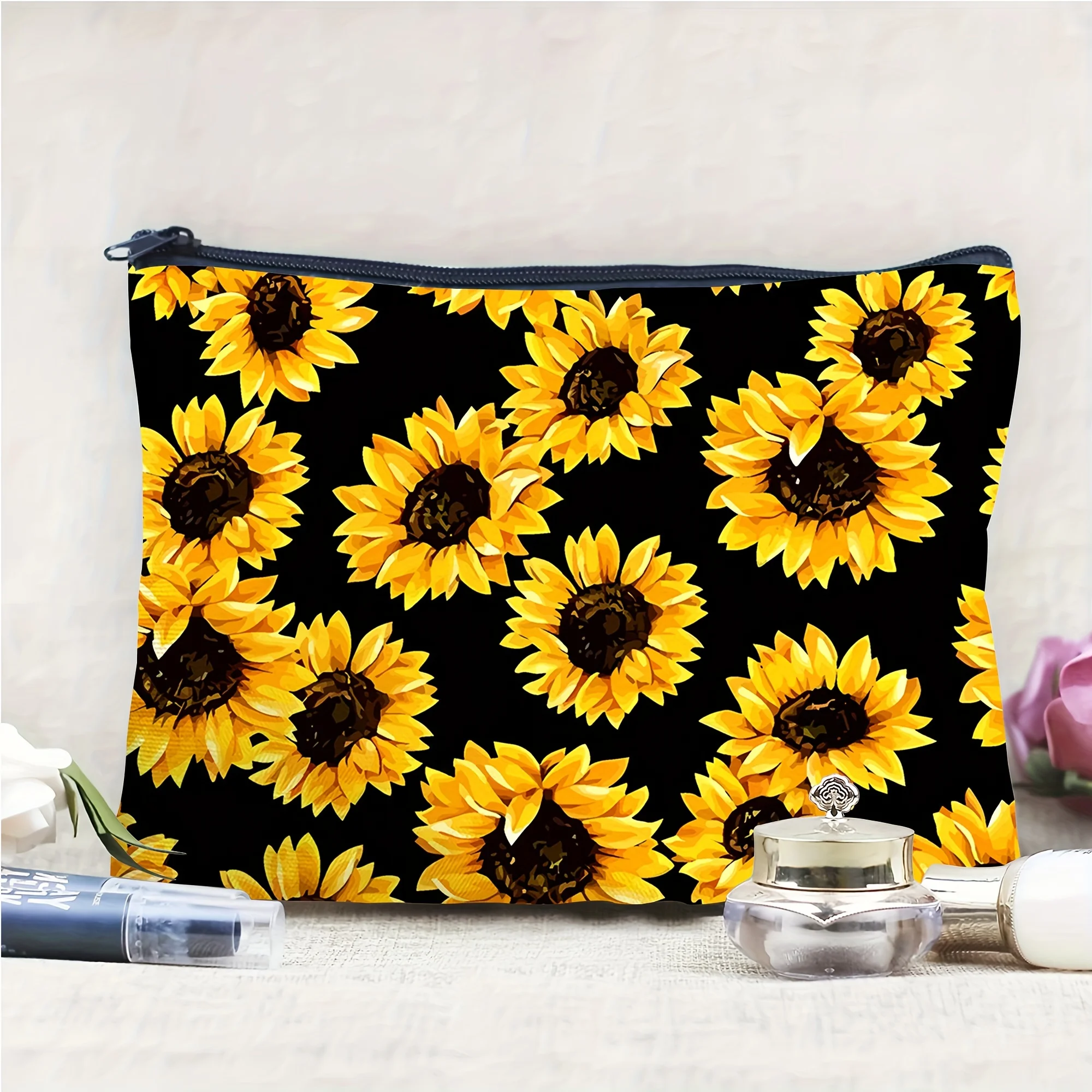 1pc Sunflower Cosmetic Pouch, Yellow Zippered Clutch, Sunflower Storage Bag for Lovers Gift, Students Stationery Pen Case
