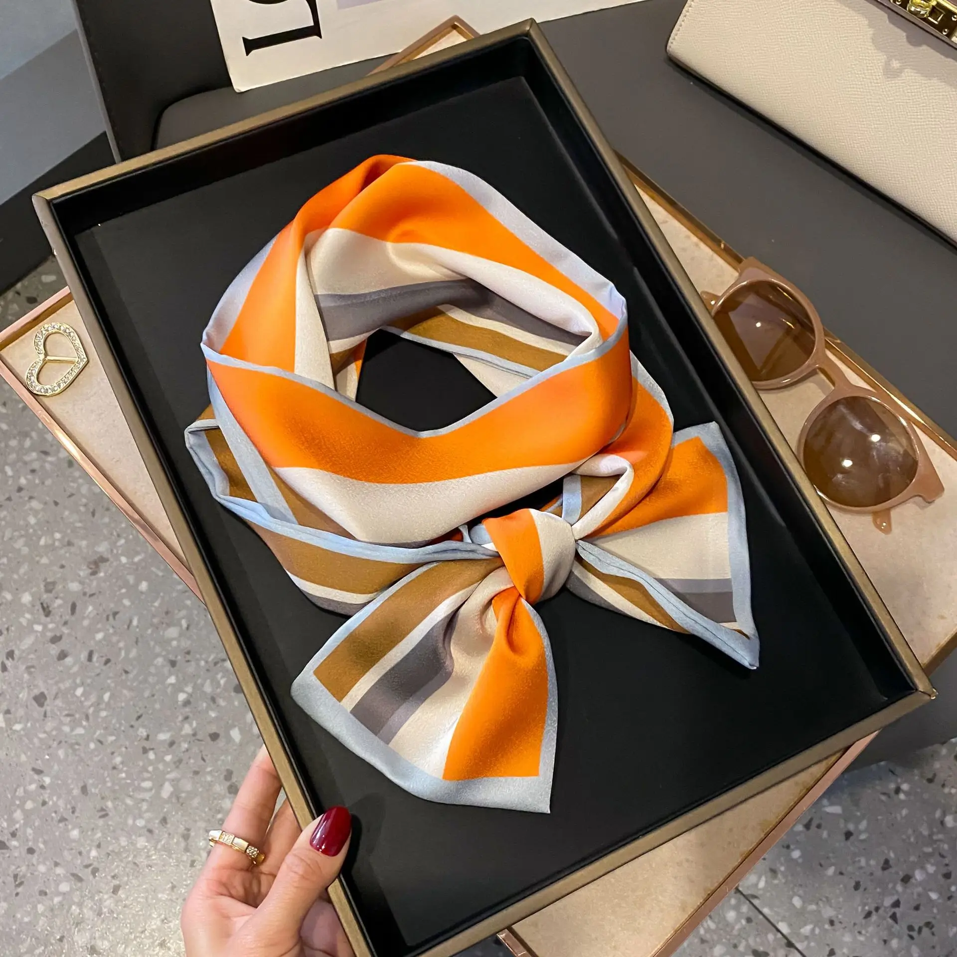 Luxus Hahnentritt Druck Nachahmung Seide Schal Stirnband Halstuch Foulard Weibliche Haar Schals Krawatte Dünne Schals Weiche Satin – Detail 22