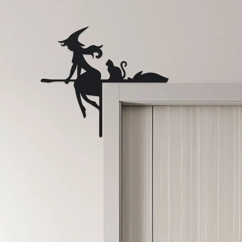 1-teiliges Halloween-Türrahmen-Dekorationsset – Schmiedeeiserne Silhouetten mit Spinnennetzen, – festliche Metall-Eck-Über-Tür-Dekoration