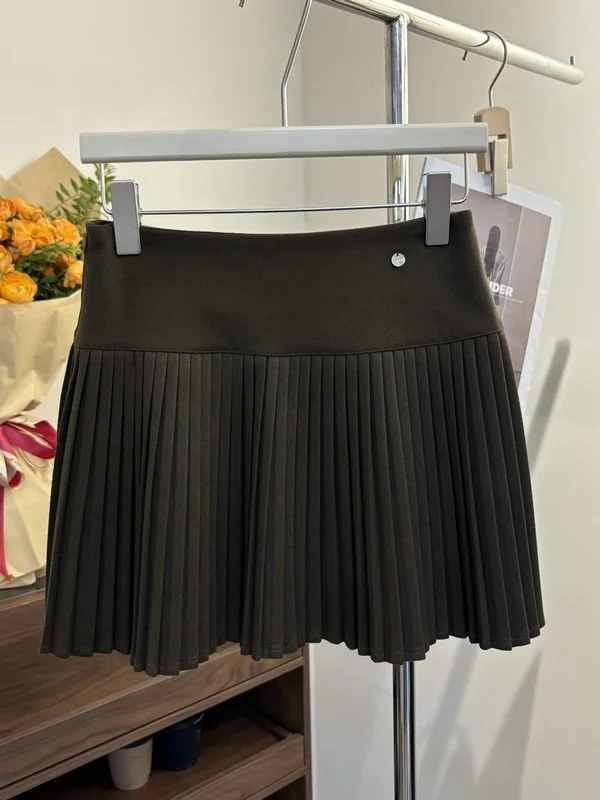 

Юбка-шорты с высокой талией и складками, женская модная новинка весеннего сезона, повседневное черное платье высокого качества с молнией, универсальный дизайн