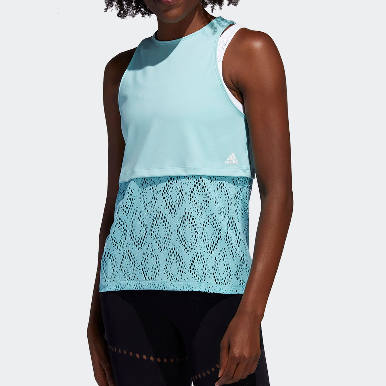 

Официальная женская удобная спортивная майка Adidas PRIMEBLUE FJ7271