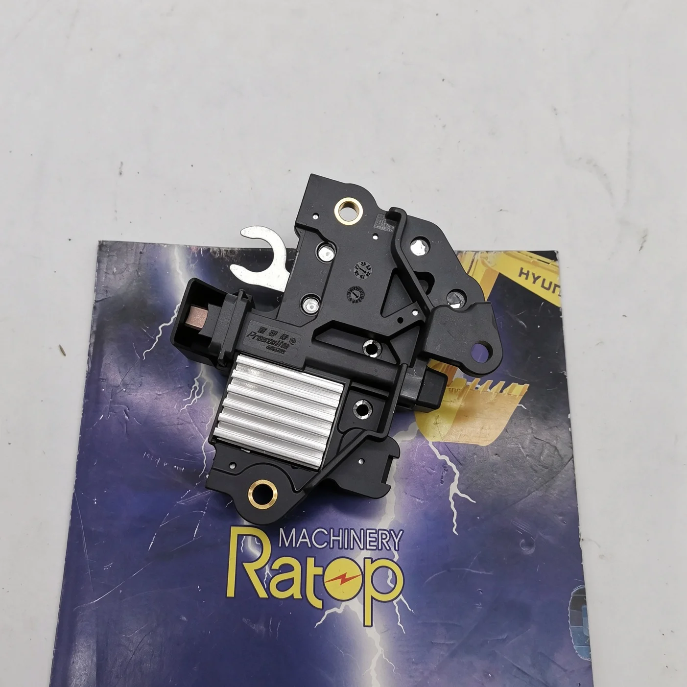 8RE34B1 Voltage Regulator for Trucks Spare Parts High Quality