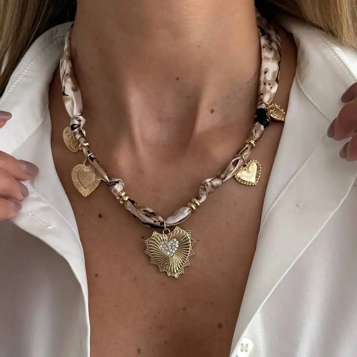 IngeSight.Z Trendy Irregular Striped Rhinestone Heart Pendant Necklace Women 2026 New Temperament Ribbon Necklace Party Jewelry