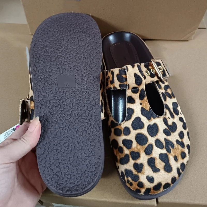 TRAF, zapatilla con hebilla de leopardo y punta redonda para mujer, zapatos planos de suela gruesa con estampado Animal elegante, zapatos Retro con talón descubierto para mujer 2024