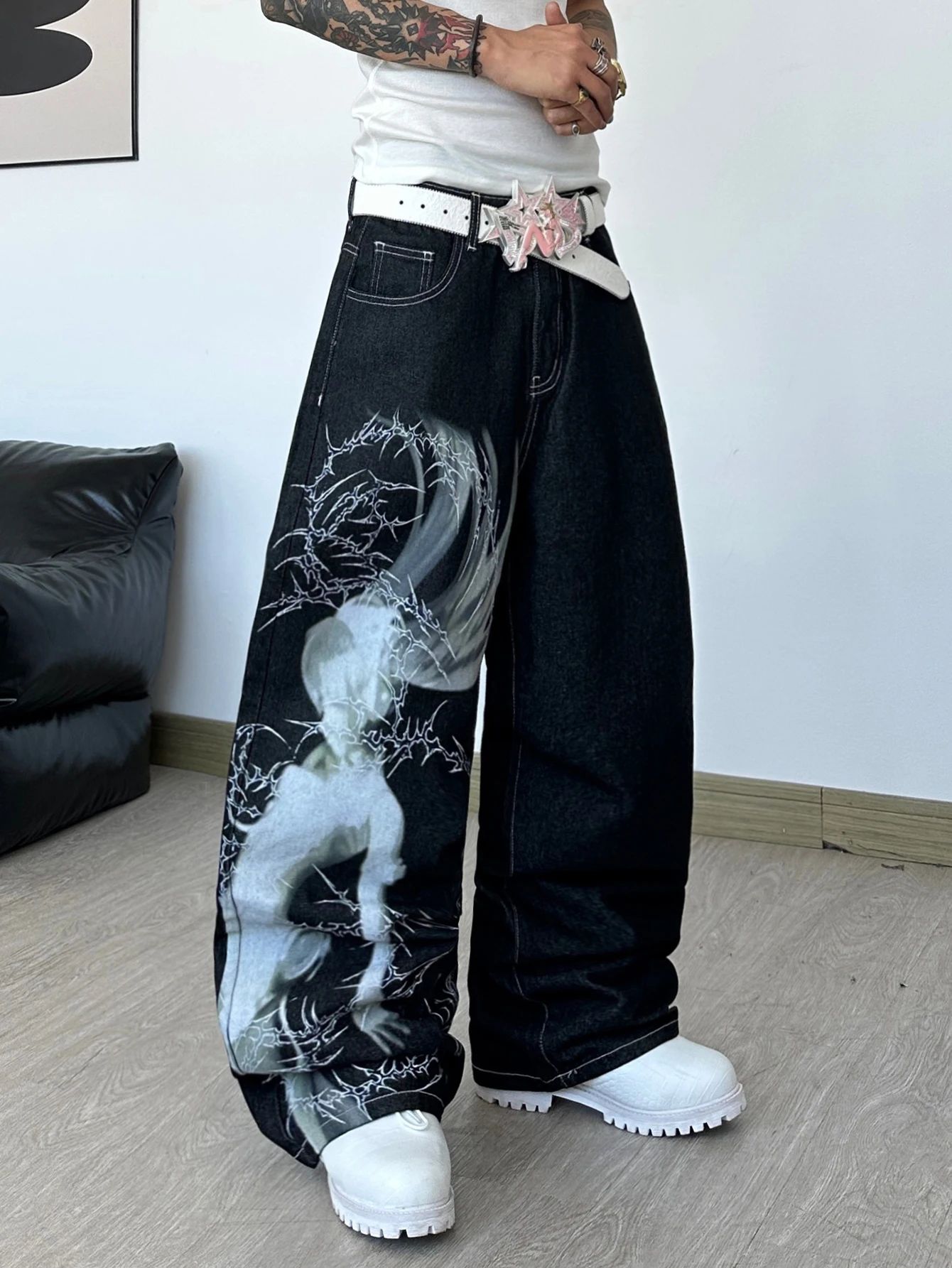 Men's High Street Dark Anime Character Thorn Print Black Baggy Wide-Leg Jeans Y2K Street Hip-Hop Punk Fashion Versatile Pants view 5