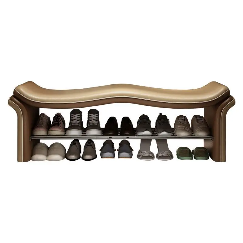 

The cabinet is integrated into the home, and the bedroom bench is creative for home use.