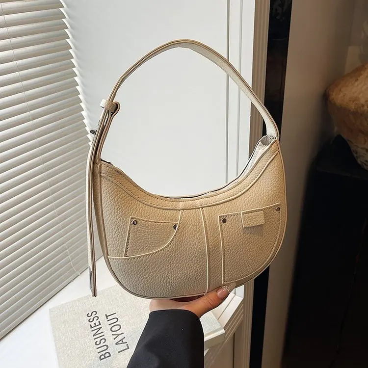 

2026 New French Retro Niche Design Crescent Bag Underarm Bag Versatile Simple Casual Commuting Shoulder Crescent Bag