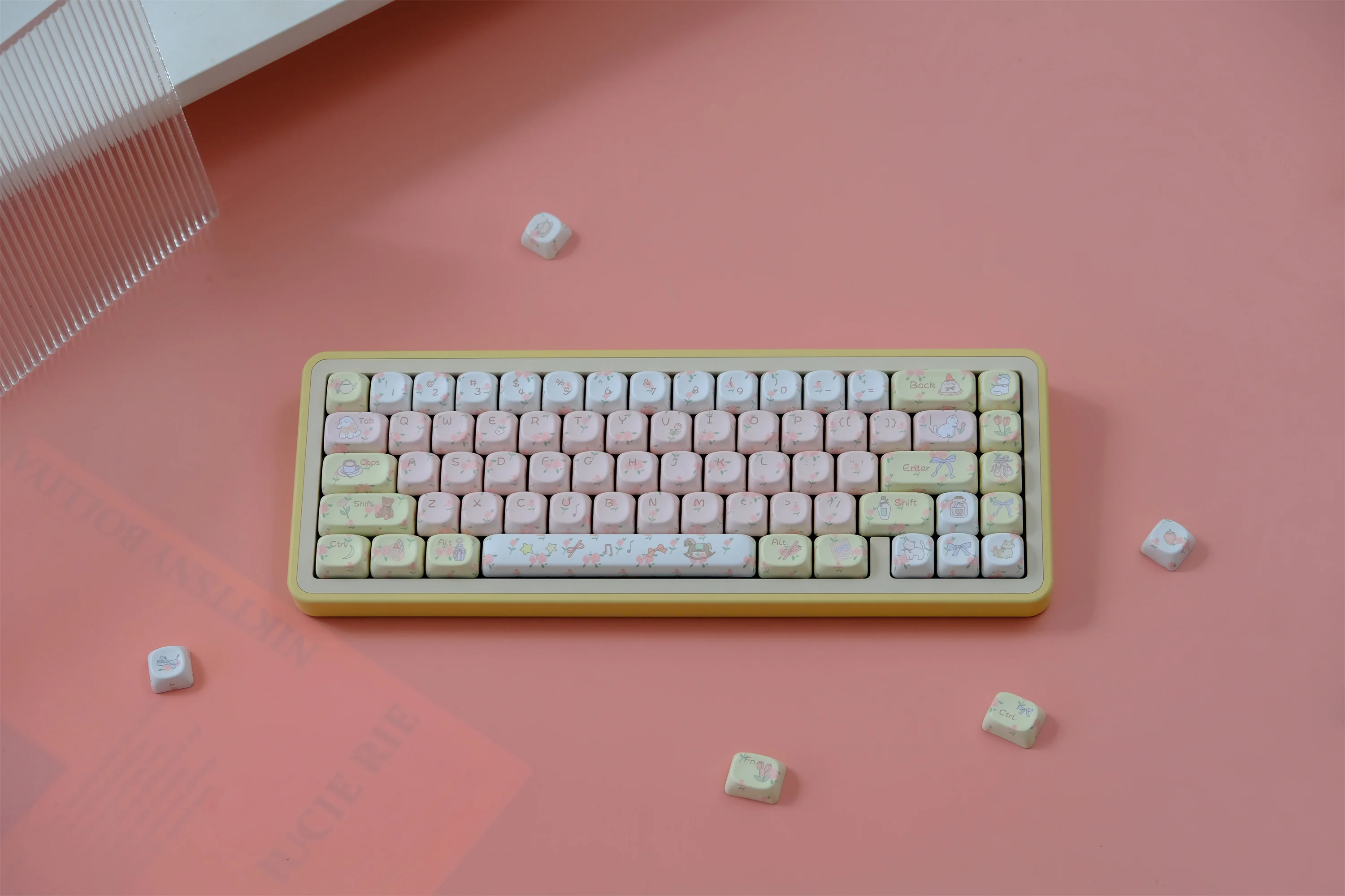Spring Gifts Keycaps 126 Keys PBT Material MOA XOA Profile DYE-SUB Personalized For CHERRY MX Switch Alice Mechanical Keyboard