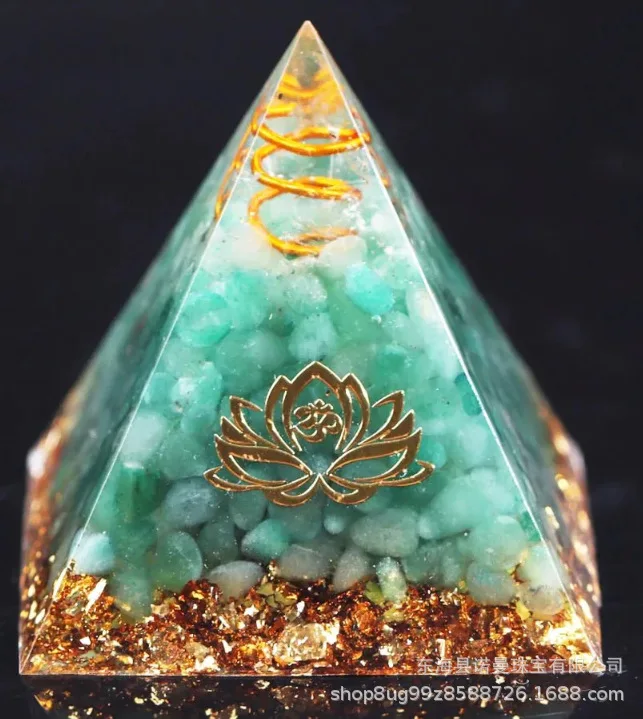 에폭시 송진 고화질 투명 아크릴 쉘 피라미드 장식