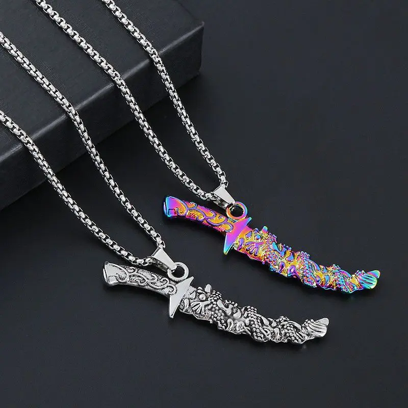 The new vintage power dazzling Saber necklace pendant