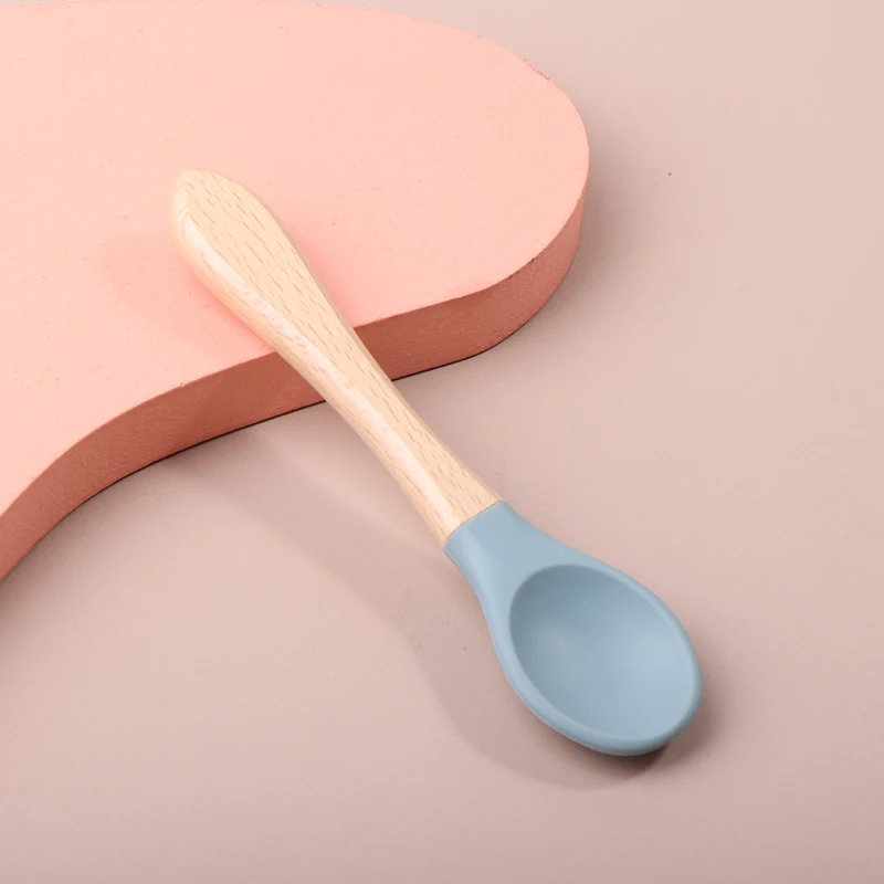 Cucchiaio di legno per bambini cucchiaio per l'alimentazione del bambino in legno di Silicone cucchiaio con punta morbida manico in materiale alimentare senza BPA per regali per bambini piccoli