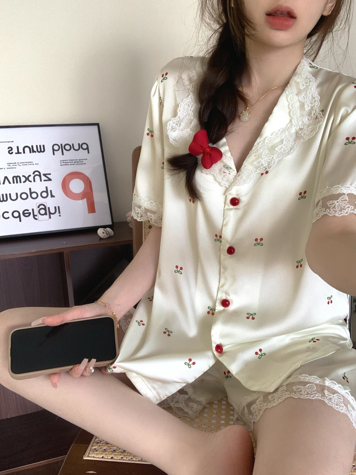 Japanese Ins Sweet Lace Edge Short-sleeved Pajamas Women's 2025 New Summer Satin Ice Silk Casual Comfortable Soft Loungewear