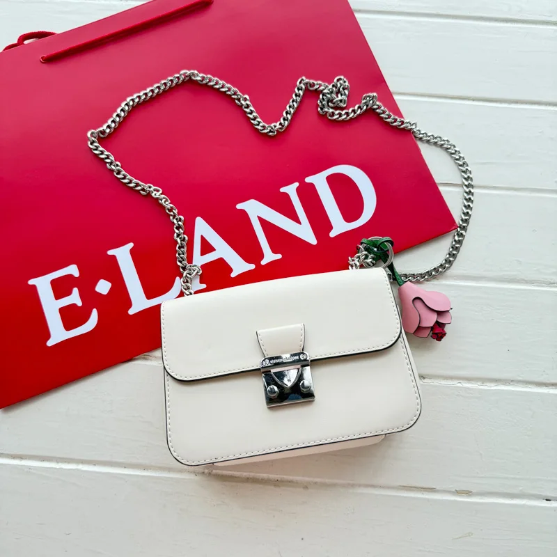

Sweet Cute Commuter Chain Crossbody Bag Small Square Bag EEAK9S222A Casual Minimalist Style Women's Bag for All Seasons
