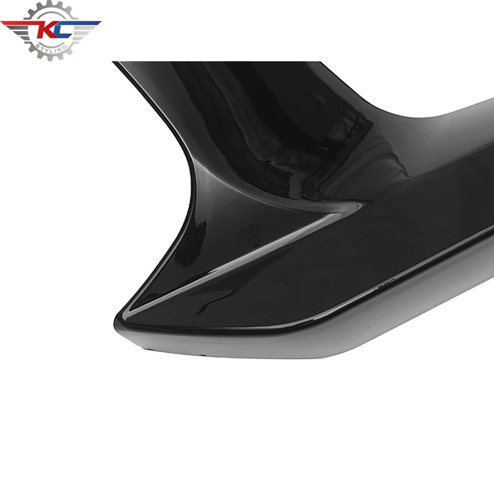 Front Bumper Canard Splitter For BMW F90 M5 2017-2020 Glossy Black Splitters Lip Guard Carbon Pattern