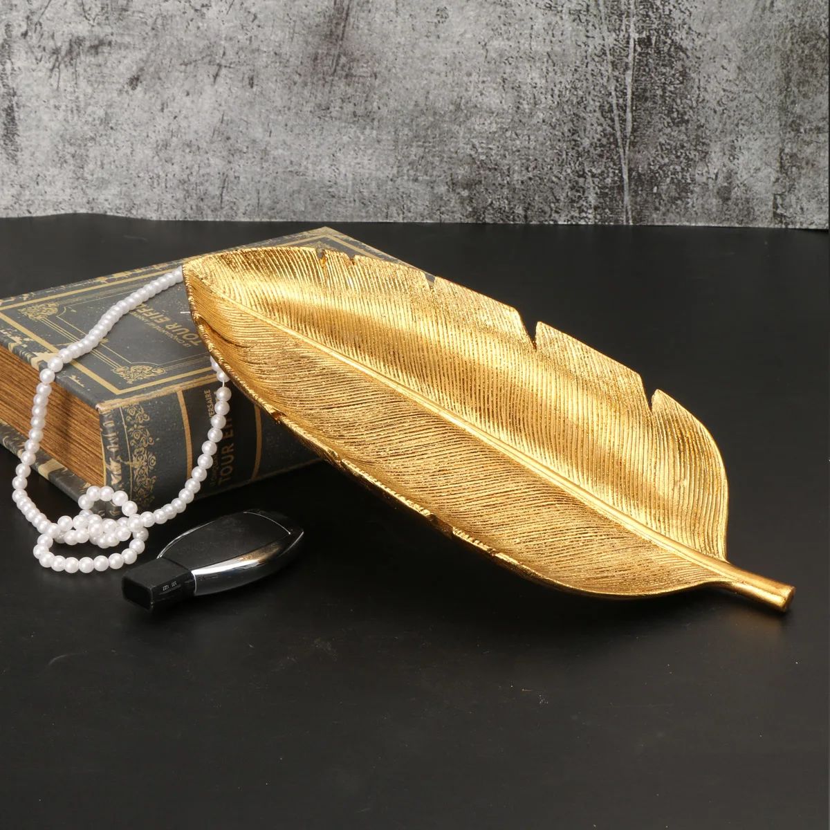 1 Stück elegantes goldenes Blatt-Dekortablett – vielseitige Aufbewahrung und schicker Raumakzent, perfektes Geschenk für jeden Anlass – Detail 7