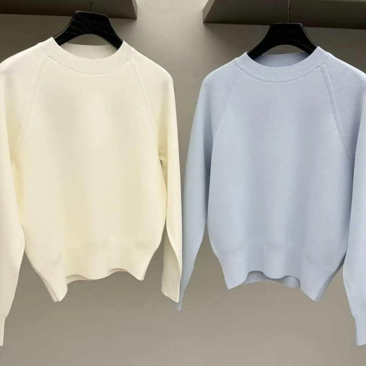 Women's Golf Casual Sweatshirt Soft Fabric Long Sleeve Jersey Ladies Sports Top For Golf Course Daily Commute
