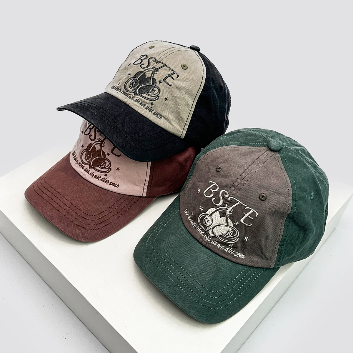 

New Unisex Smiling Cherry Letter Embroidery Baseball Hats Versatile Interesting Sunshade Casual Peaked Caps Fashion Color Block