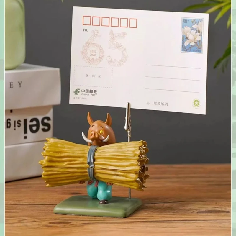 Nueva caja ciega auténtica de película Langlang Mountain Little Monster, pequeño cerdo, trabajador de monstruo, muñeca ornamental hecha a mano para coche de escritorio