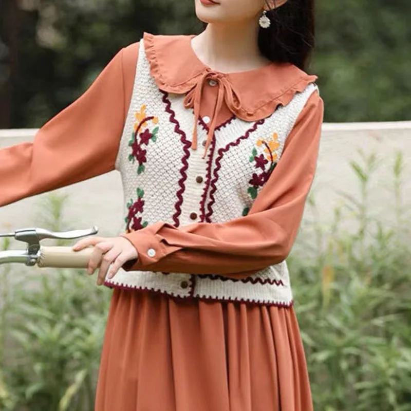 Bloemen Borduren Trui Vest Vrouwen 2023 Nieuwe Lente Herfst Mouwloos Kort Vest Vrouwelijke Prairie Chic Bovenkleding