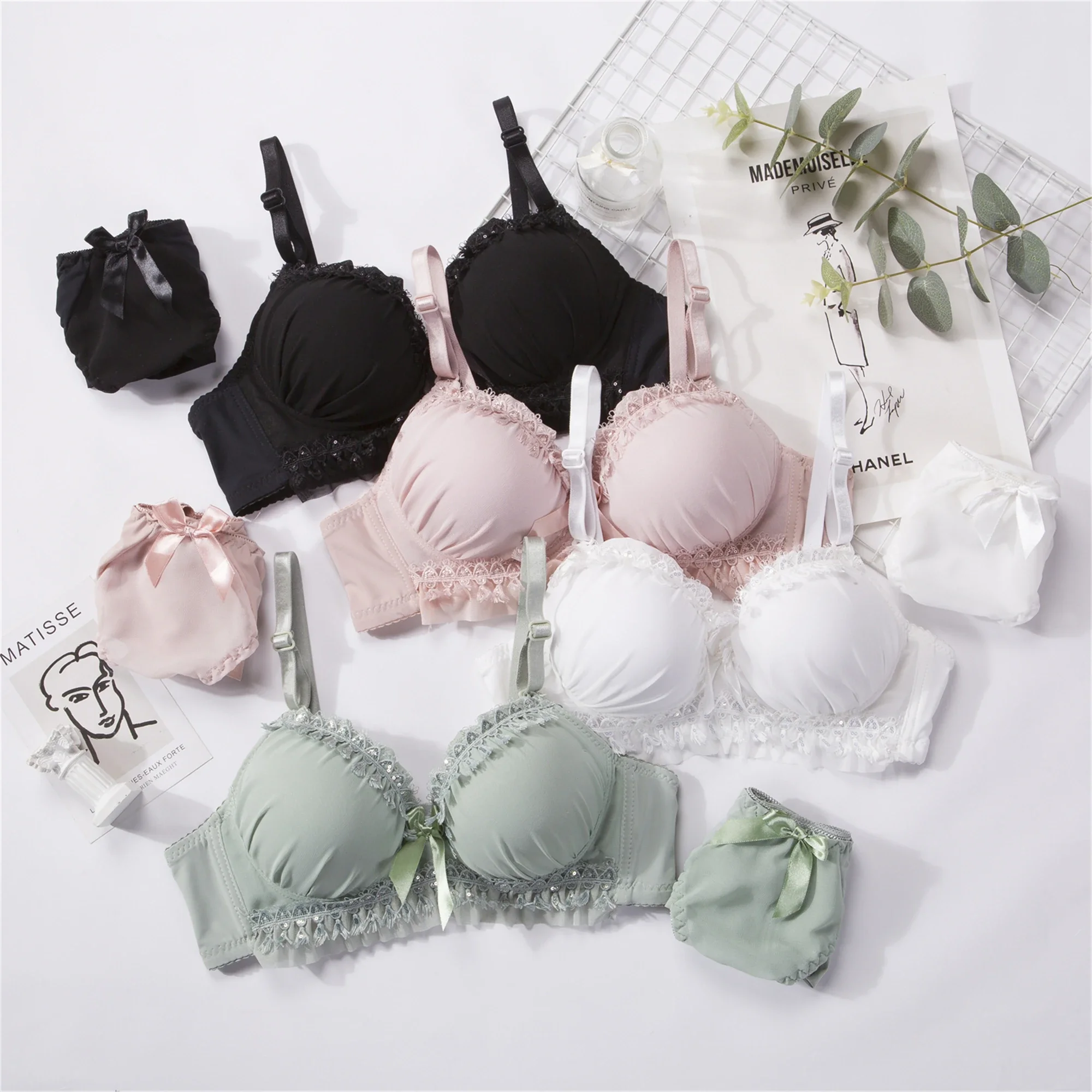 Sexy Bra Set Non-Wired Underwear Female Small Breasts Gathered Push Up Comfortable Girl Beautiful Back Adjustable Lingerie Sets