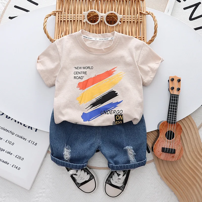 

Summer Baby Boy Clothes 2024 Korean Fashion Printed Short Sleeve T-shirts and Shorts 2PCS Childrens Set Kids Bebes Jogging Suits