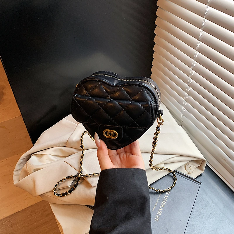 

Chic Shoulder Bag for Ladies High-Quality Leather Luxury Brand Design Famous Designer Inspired Everyday Essential