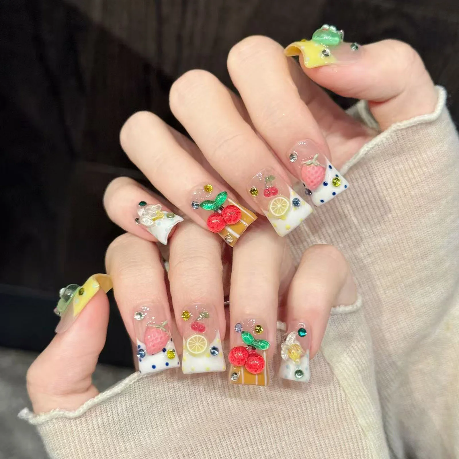 10pcs Handmade Press On Nails with 3D Fruit Design Gradient Short Duckbill Head False Nails Summer Cherry Strawberry Fake Nails view 2