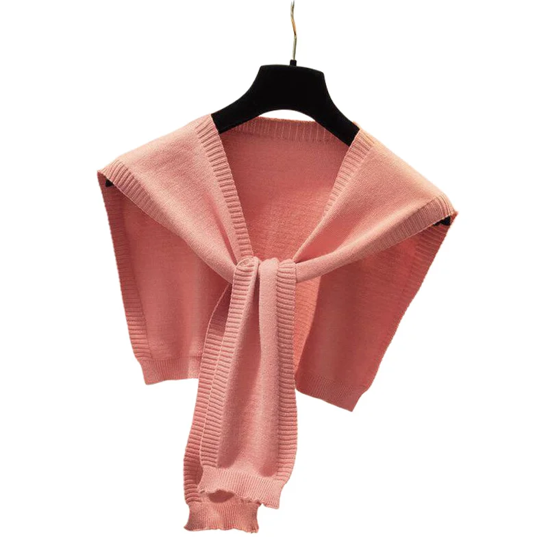 Thumbnail 2 - #8 Low Cost Scarves That Work