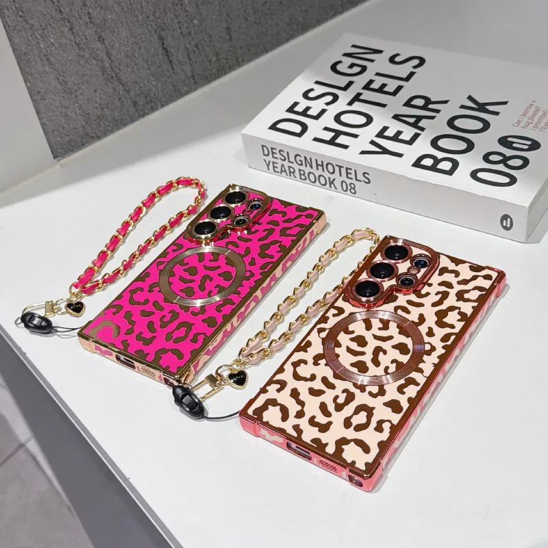 New leopard print magnetic Magstfe phone case with wrist strap suitable for Samsung Galaxy S26 S24 S23 S25 Ultra Plus phone case