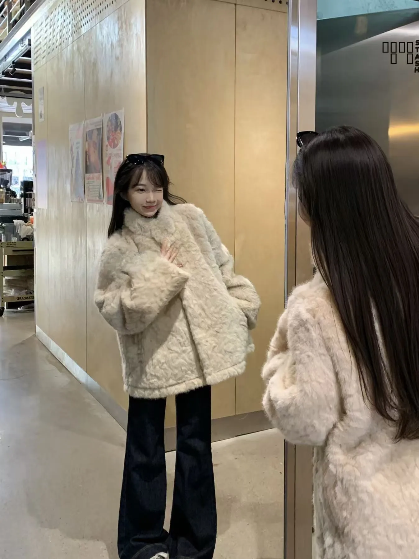 

Женское пальто Kiki из овечьей шерсти средней длины с вставками из кожи и меха, экологичное, винтажное, свободного кроя, с длинными рукавами