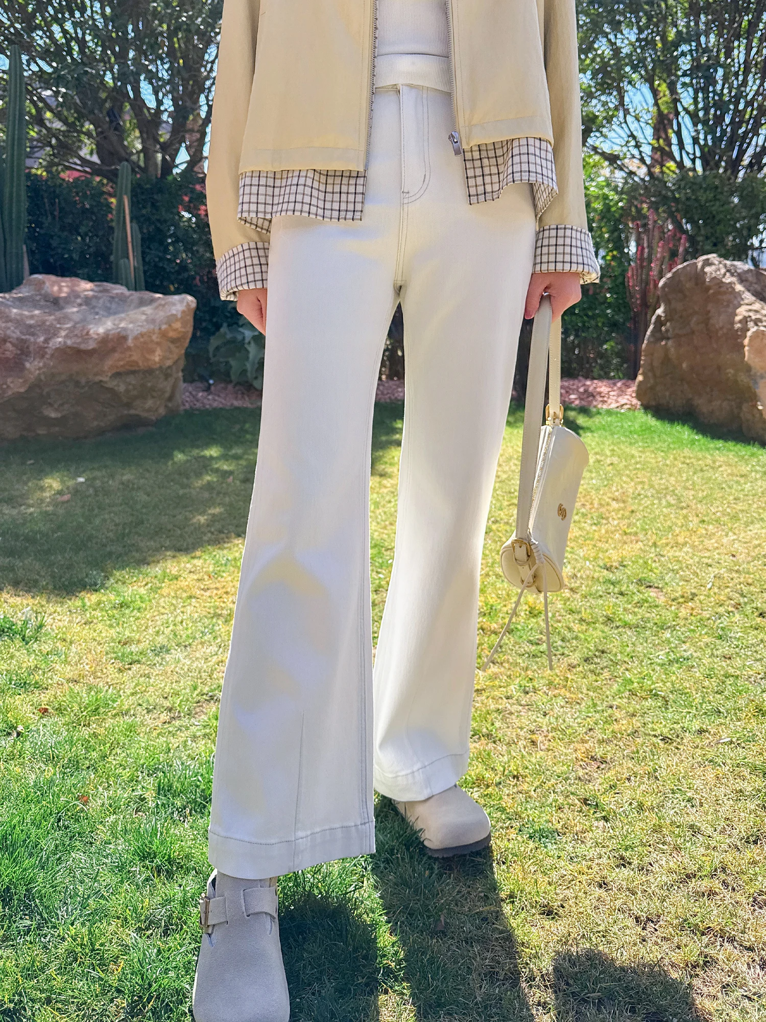 

Loose Fit Flared Jeans Women's High Waist Cotton Pants Winter Season Casual Sle Long Leg Slimming Jeans for Ladies