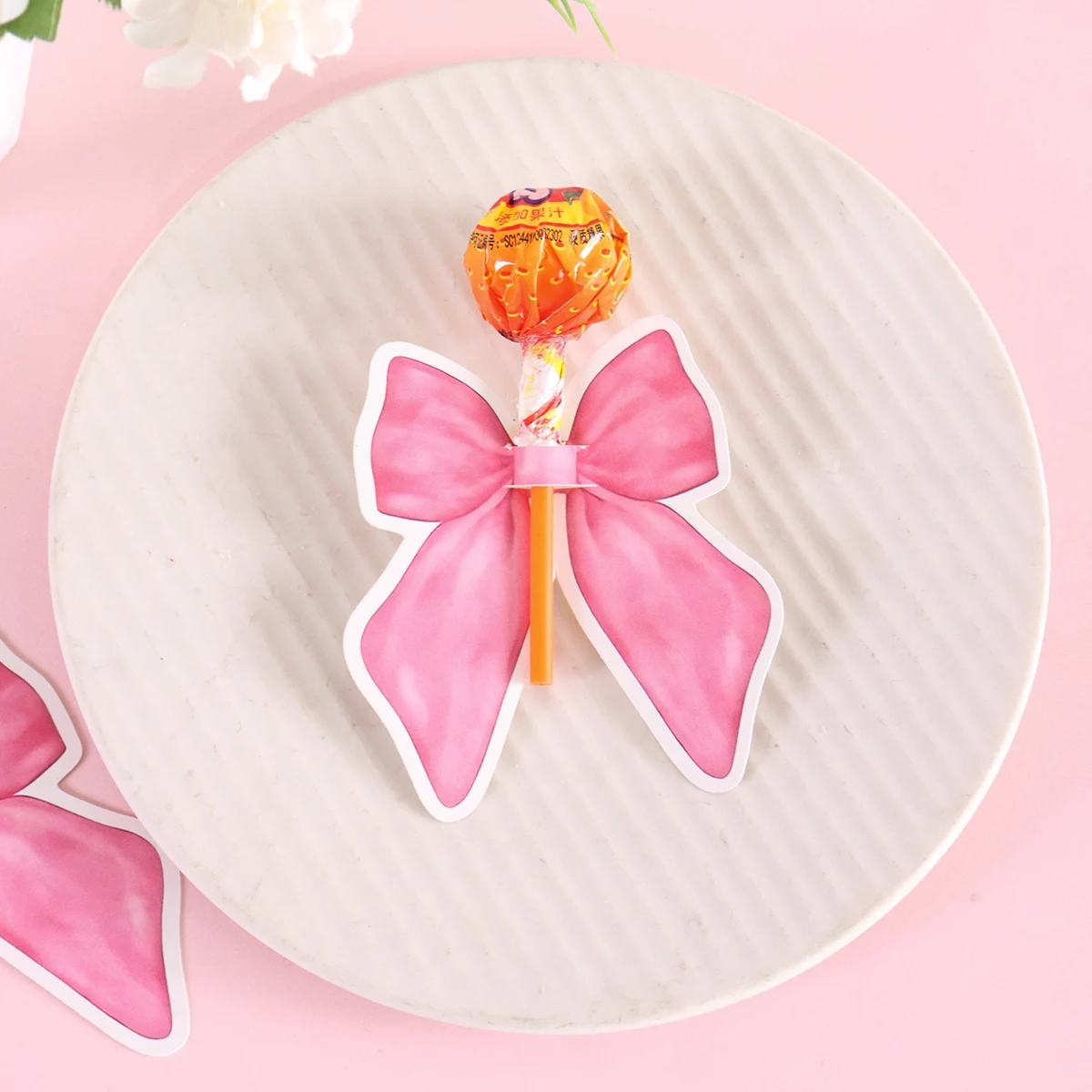 48 Stück rosa Schleifen-Papier-Lollipop-Kartenhalter, rosa Süßigkeitenverpackung für Geburtstagsfeier-Dekoration, DIY-Geschenk für Feiertage – Detail 1