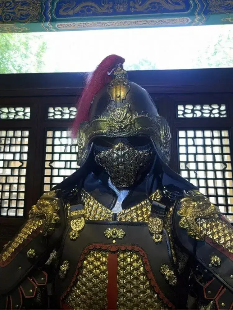 Casco de armadura Real para hombre, accesorios de armadura de goma y Metal de imitación de dinastía Ming china, gorras de armadura