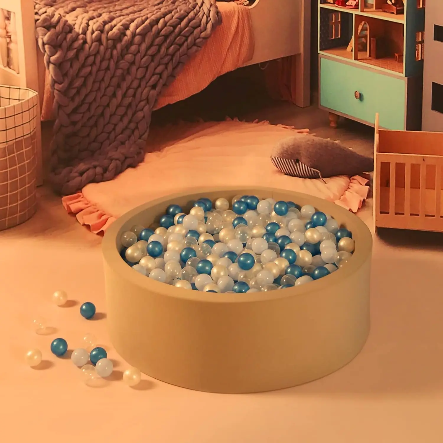 Bolas de bolas para niños pequeños, accesorios de bolas de plástico a prueba de aplastar, azul + azul profundo + blanco pera + 100 bolas transparentes