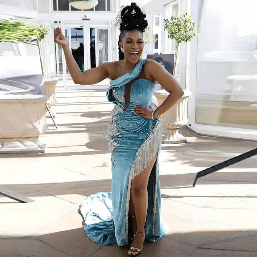 Sky Blue One Shoulder Aso Ebi Prom Dresses Lace Appliques Beaded Satin Side Split With Tassels Evening Gowns African Party Dress