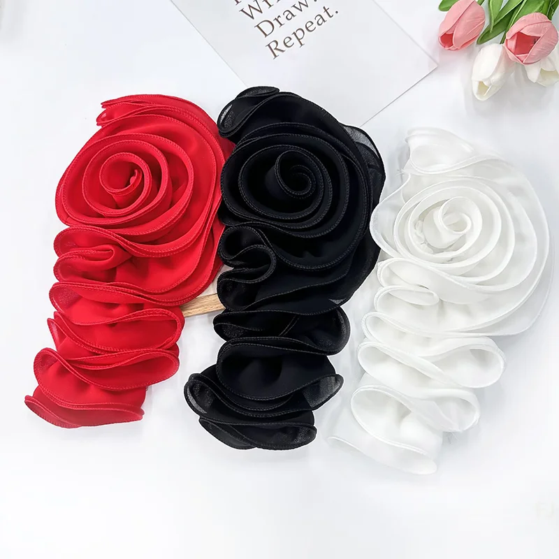 [YU] décoration florale 3D Patch de fleur fait à la main bricolage poitrine fleur couture Applique pour accessoires de robe de mariée