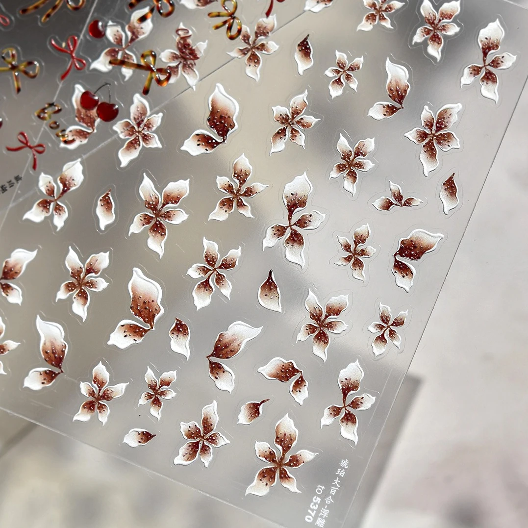 متأنق شيك التدرج خمر ماغنوليا زهرة حالمة البتلة هلام الملونة تنقش متلألئ مسمار الفن ملصقات مانيكير الشارات