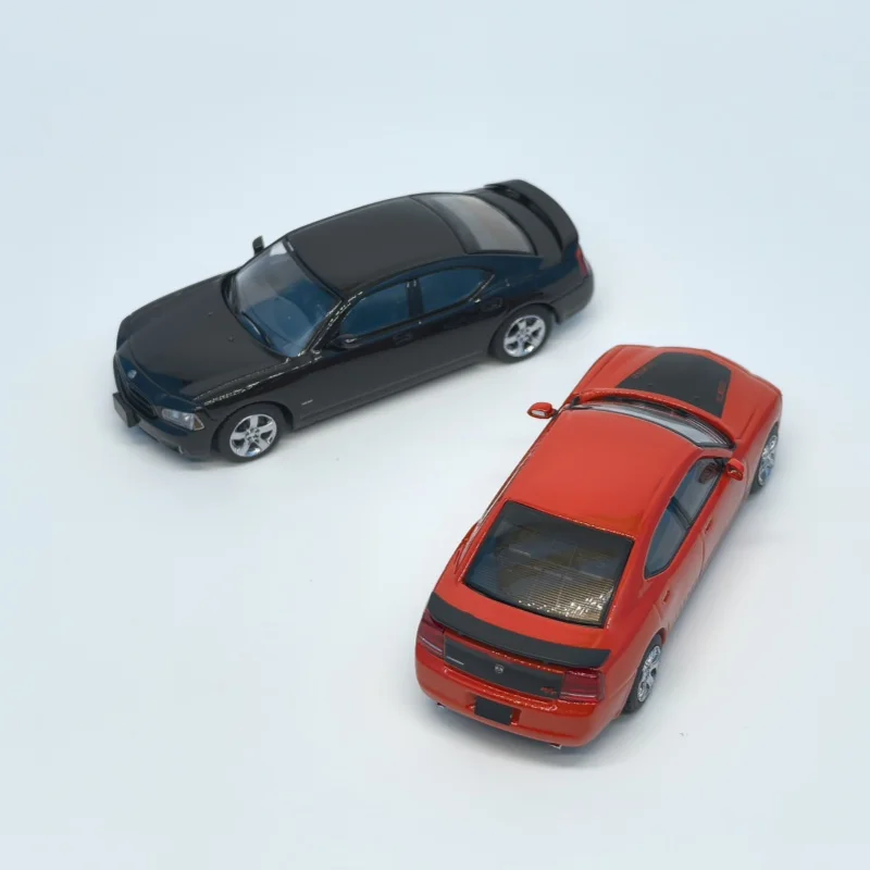 

Зарядное устройство Rollin 1:64 2008, черный/оранжево-красный/модель автомобиля из сплава Super Bee