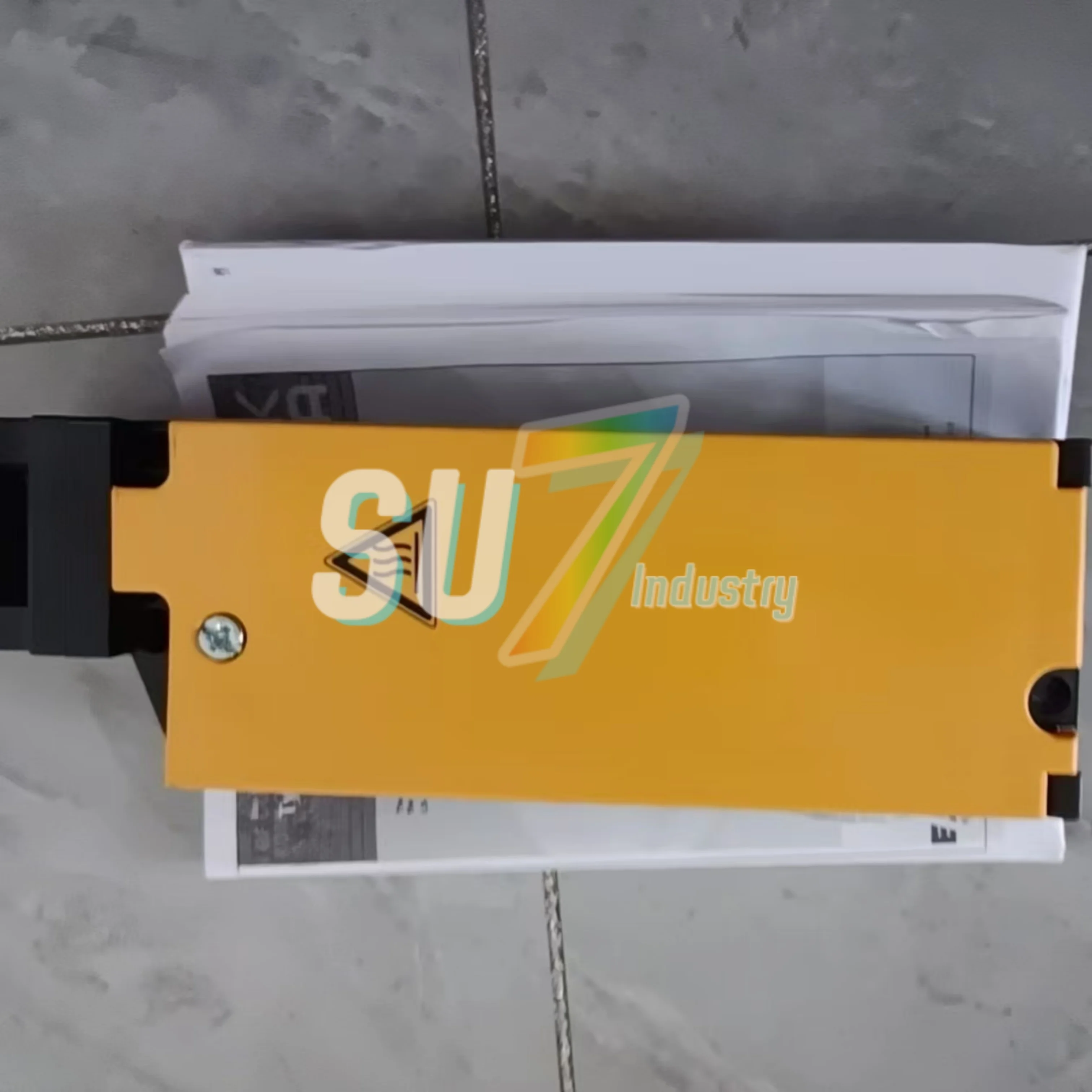 LS-S02-24DFT-ZBZ-X สวิตช์ความปลอดภัยที่เป็นต้นฉบับใหม่