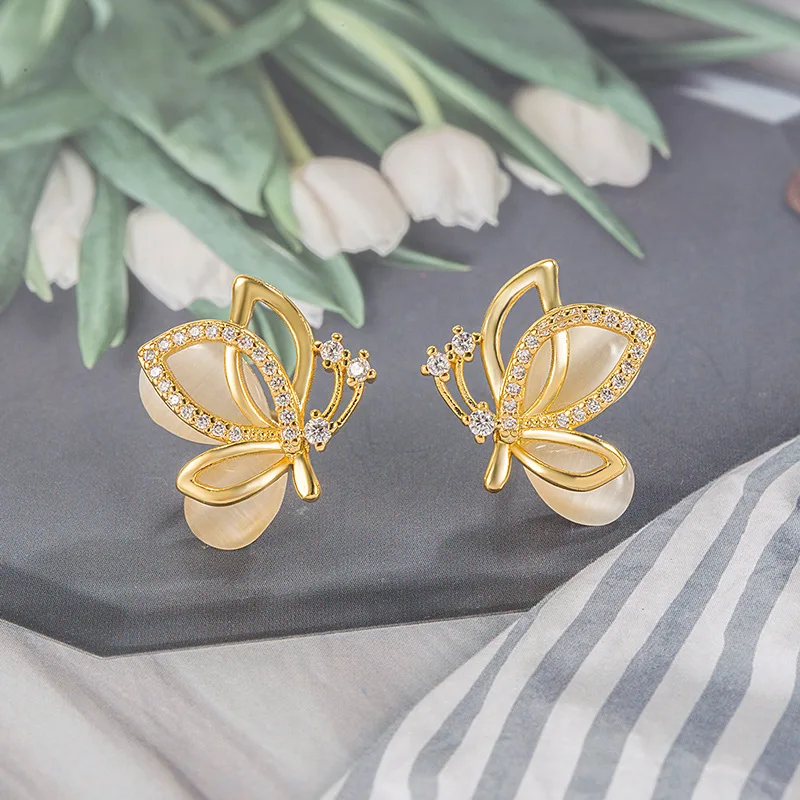 2025 nuevo diseño único moda Simple mariposa ojo de gato incrustaciones taladro pendientes para mujeres lujo Paty Jewerly regalos uso diario