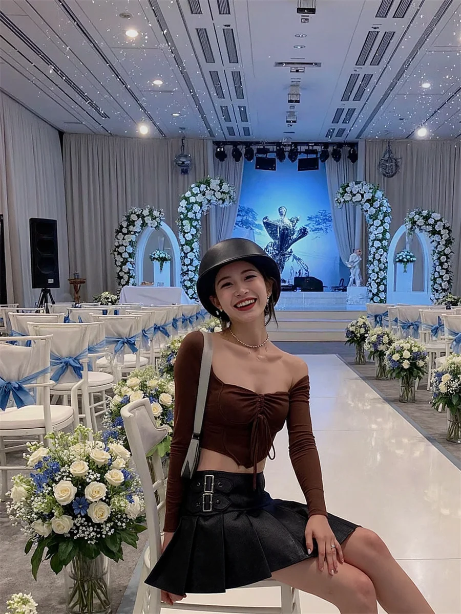 Spódnice damskie plisowane, długość maxi, elastyczna talia, jednolity kolor, lekkie na letnią plażę, artystyczny, kobiecy i swobodny styl