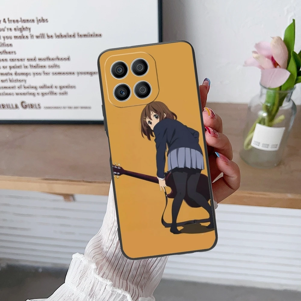 Funda de teléfono móvil K-ON Hirasawa Yui, carcasa negra para Huawei Honor 90, 80, 70, 60, 50, 30, 20, 10, 9, 8, 7 Pro, S, SE Lite, 5G