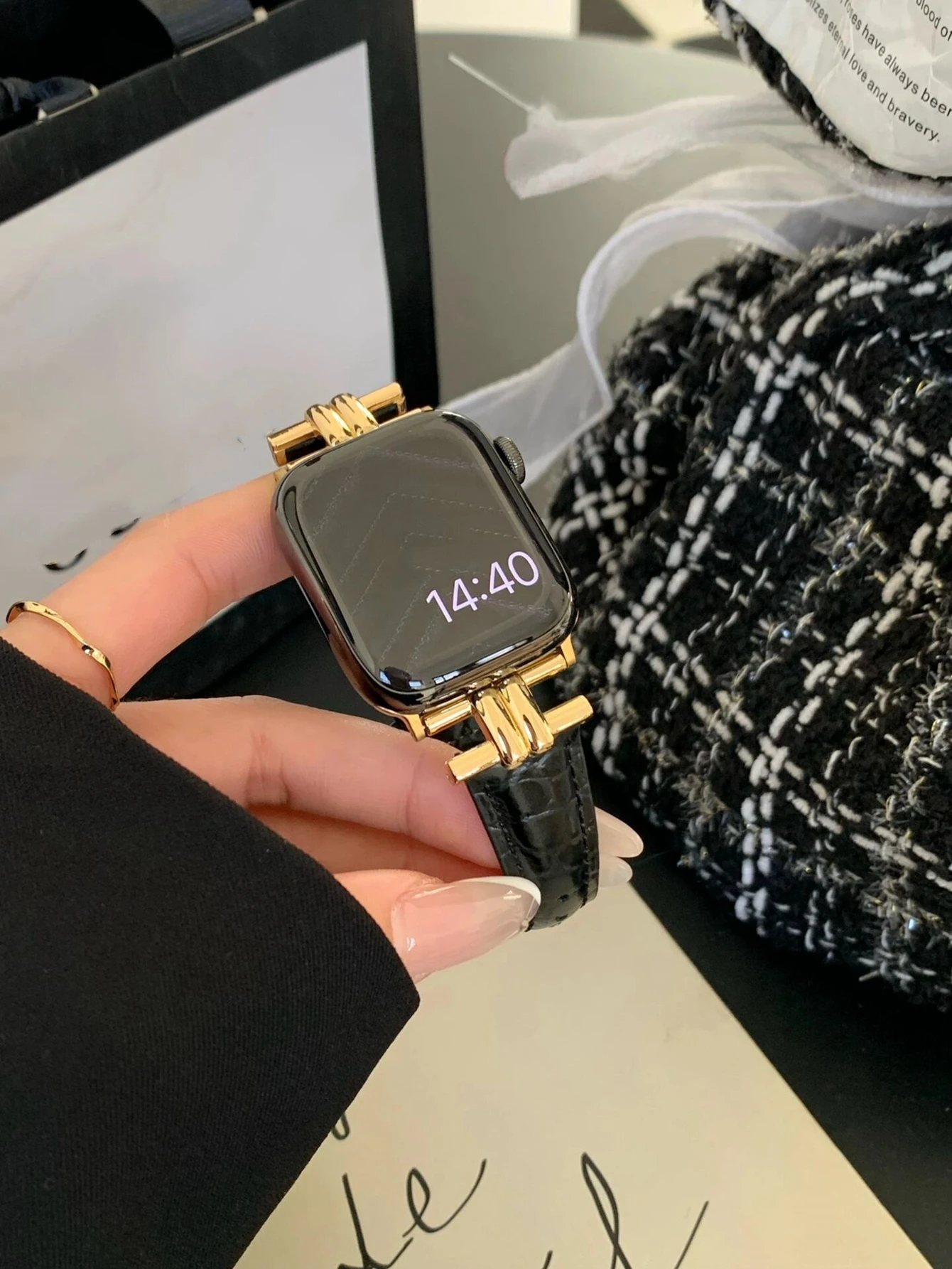 Leather loop Correa For Apple Watch band 11/10/9/8/7/6/5/4/3 38mm 40mm 41mm 42mm 44mm 45mm 46mm 49mm Strap image 4